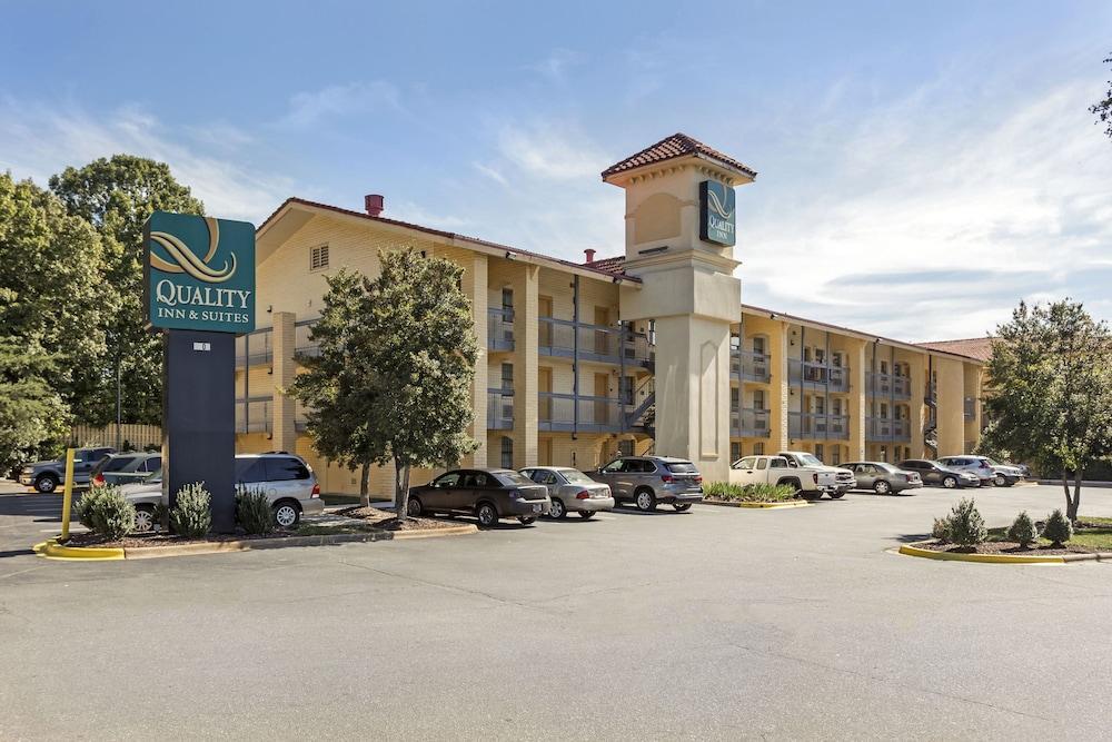 שרלוט Quality Inn & Suites Airport מראה חיצוני תמונה