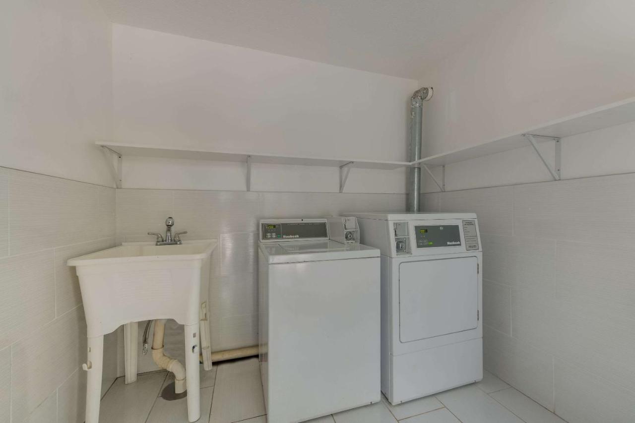 שרלוט Quality Inn & Suites Airport מראה חיצוני תמונה