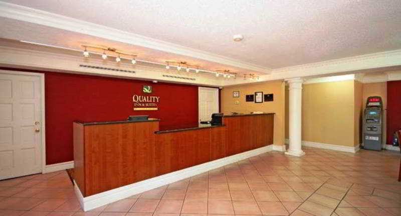 שרלוט Quality Inn & Suites Airport מראה חיצוני תמונה